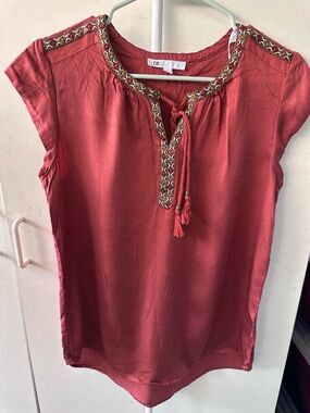 DR2 burnt orange Embroidered Tie-Front Cap-Sleeve Blouse